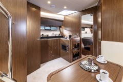 bavaria-mb-srline-sr41-interior-01