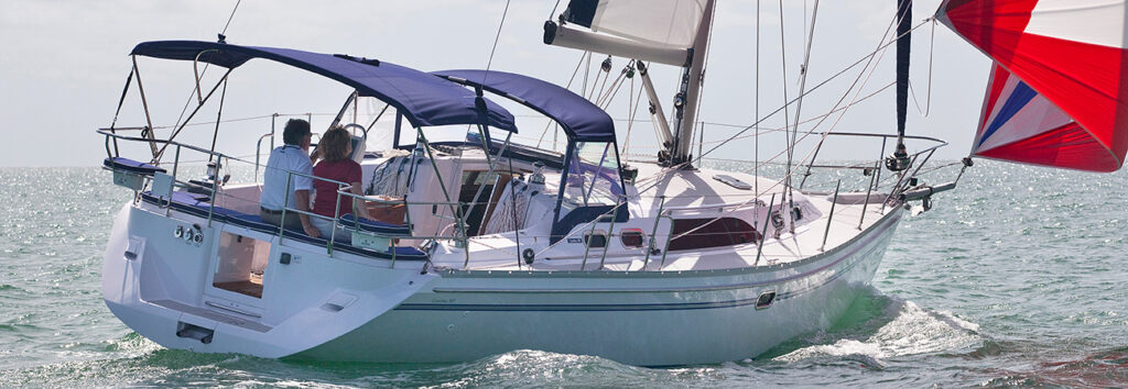 Catalina 385 - New & Used Boats and Yachts - IVT Yacht Sales