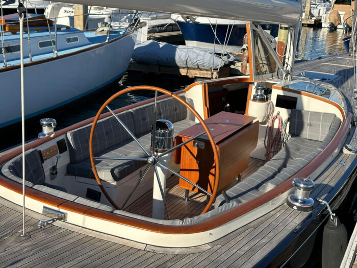 Leonardo Eagle 44 sailboat