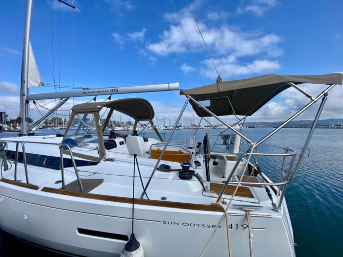 2019 Jeanneau 419 sailboat