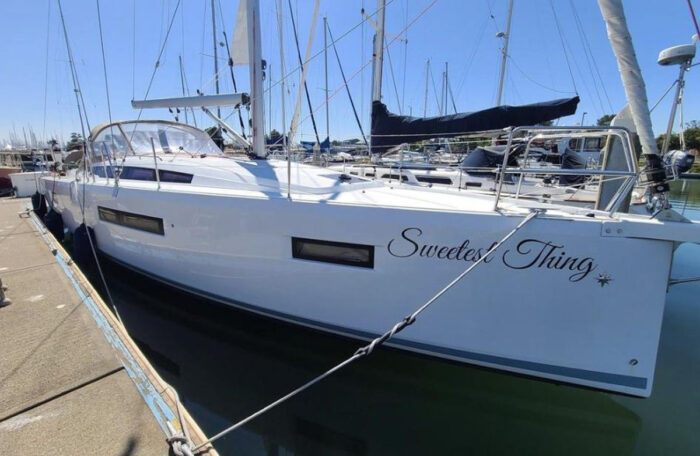 2020 Jeanneau 410 sailboat