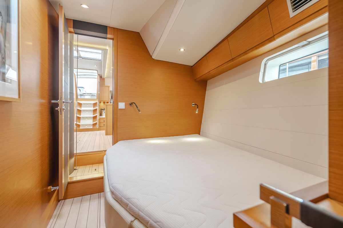 2018 Jeanneau 64