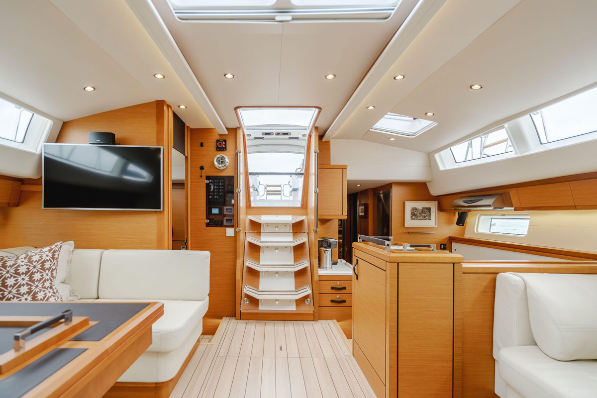 2018 Jeanneau 64