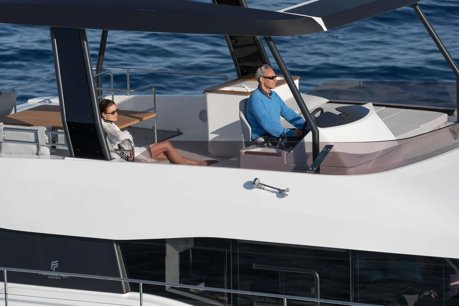 MY6 Motor Yacht
